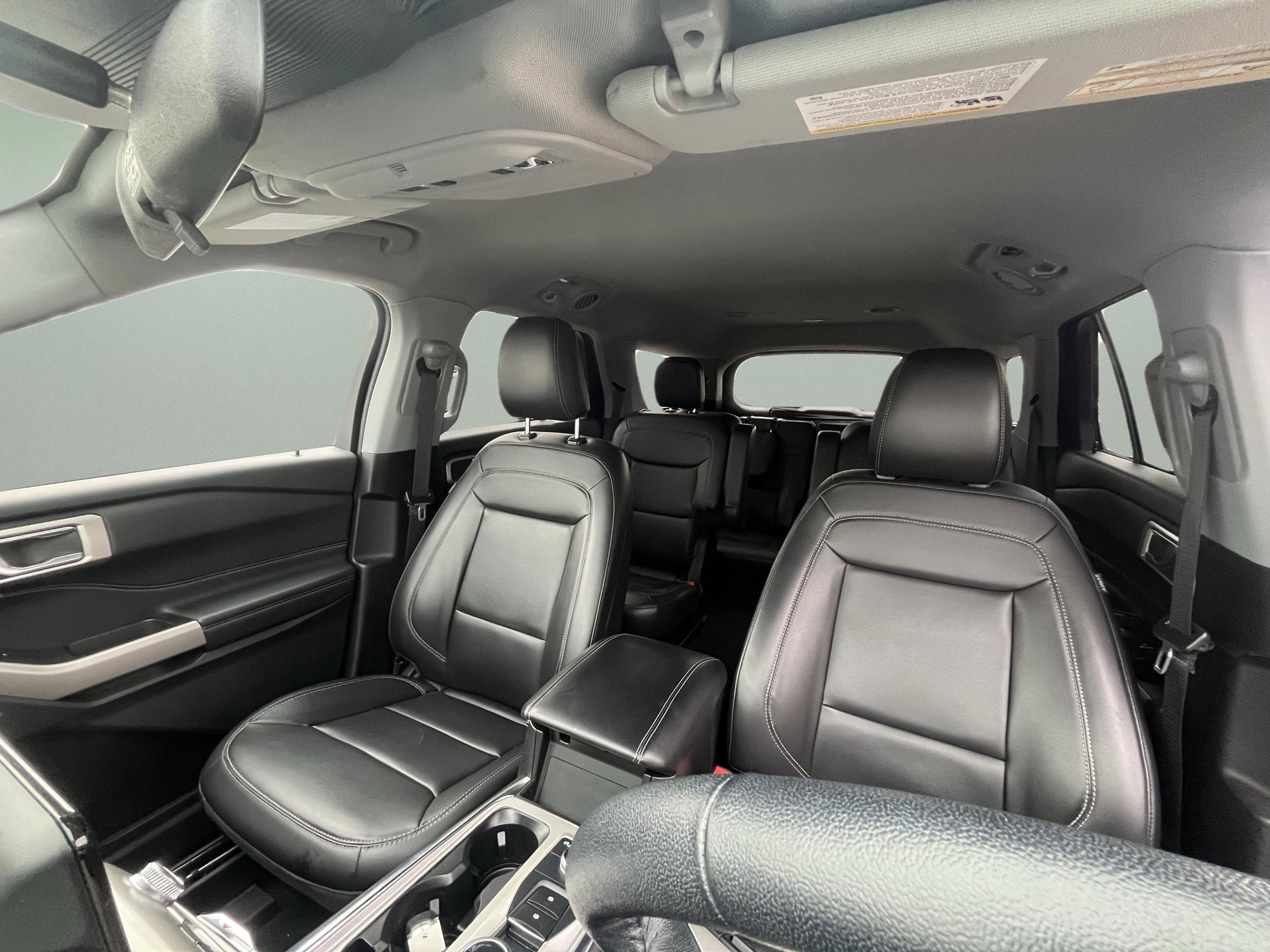 Certified 2023 Ford Explorer XLT w/ Equipment Group 202A image 28