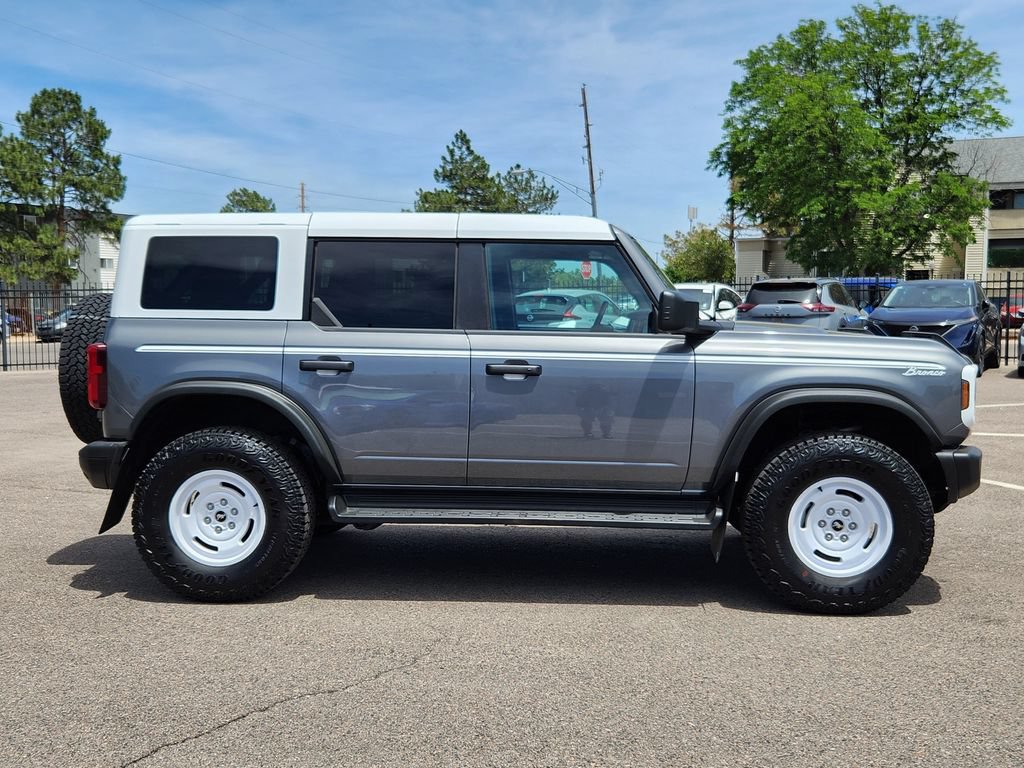 Used 2025 Ford Bronco Heritage Edition AWD/4WD image 4