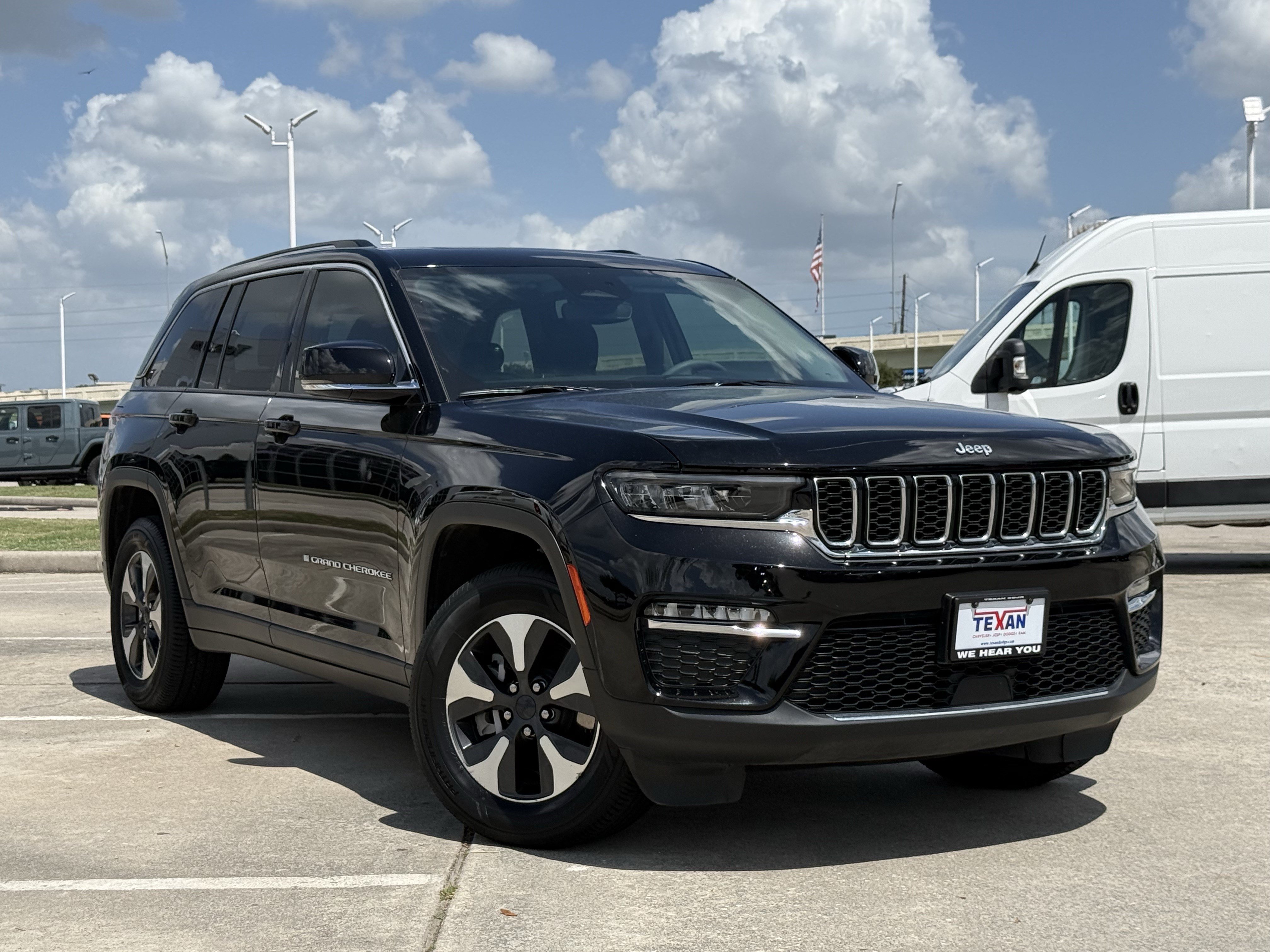 Used 2022 Jeep Grand Cherokee Limited 4xe AWD/4WD video 2