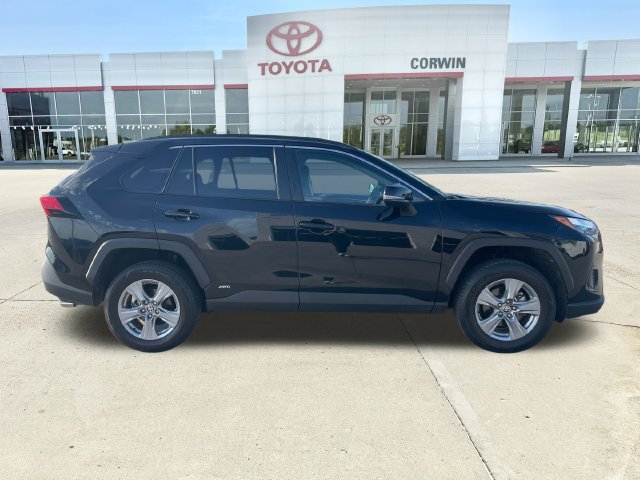 Certified 2025 Toyota RAV4 XLE AWD/4WD image 6
