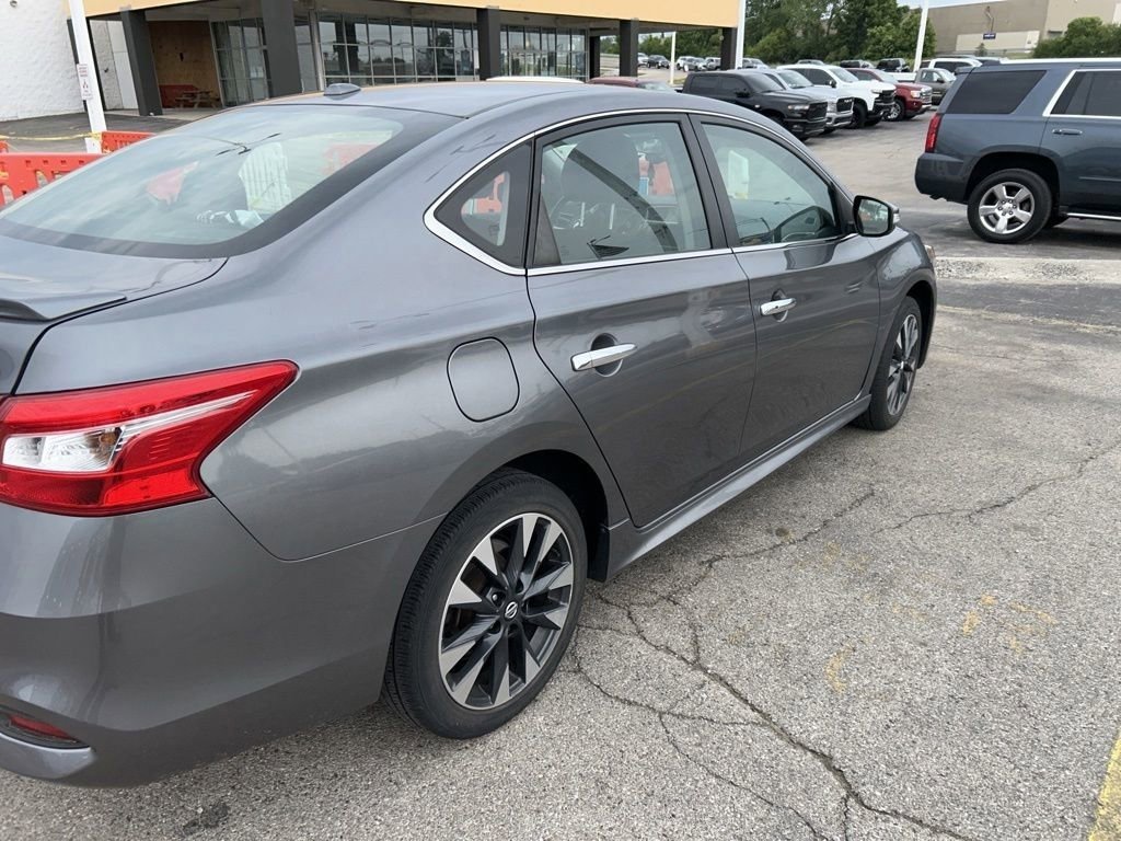 Used 2019 Nissan Sentra SR FWD image 6