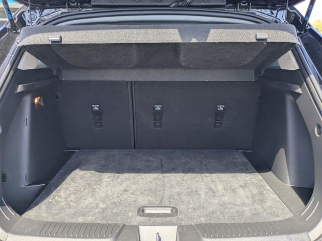 Certified 2025 Chevrolet Trax LT w/ LT Convenience Package image 13