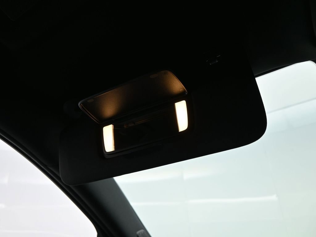 Used 2025 Buick Enclave Preferred image 33