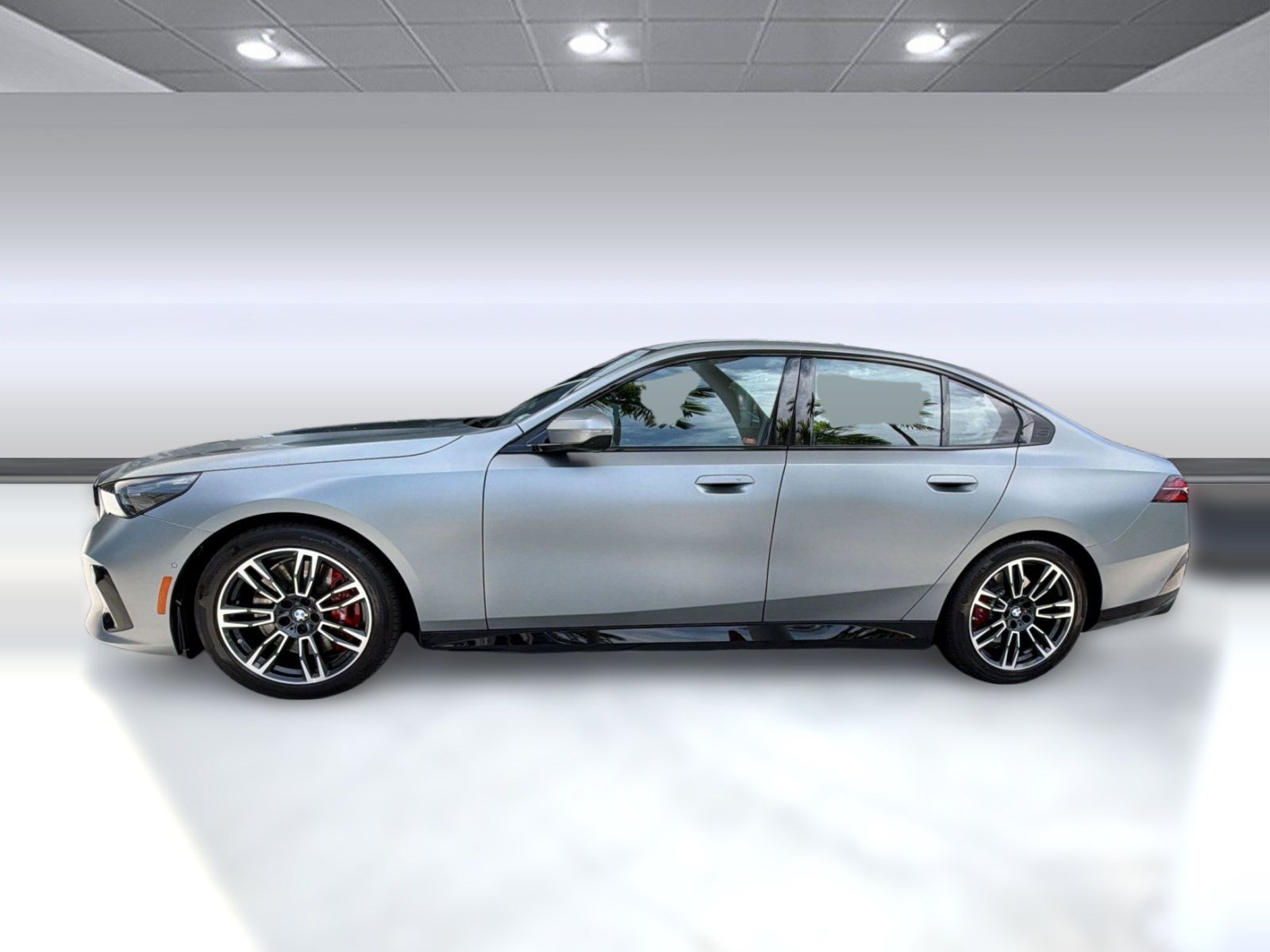 Used 2024 BMW 540i xDrive w/ Executive Package AWD/4WD image 2