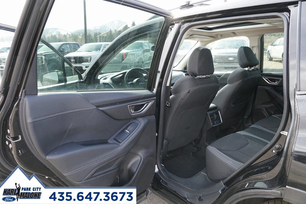 Used 2020 Subaru Forester Premium image 25