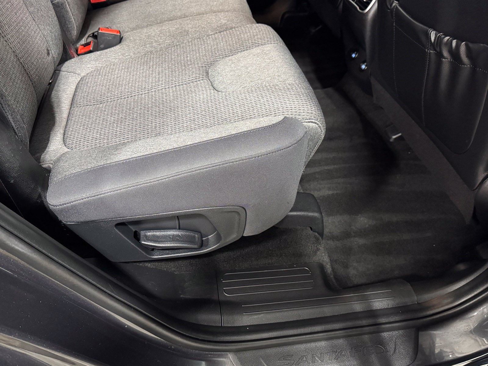 Used 2023 Hyundai Santa Fe SEL FWD image 51