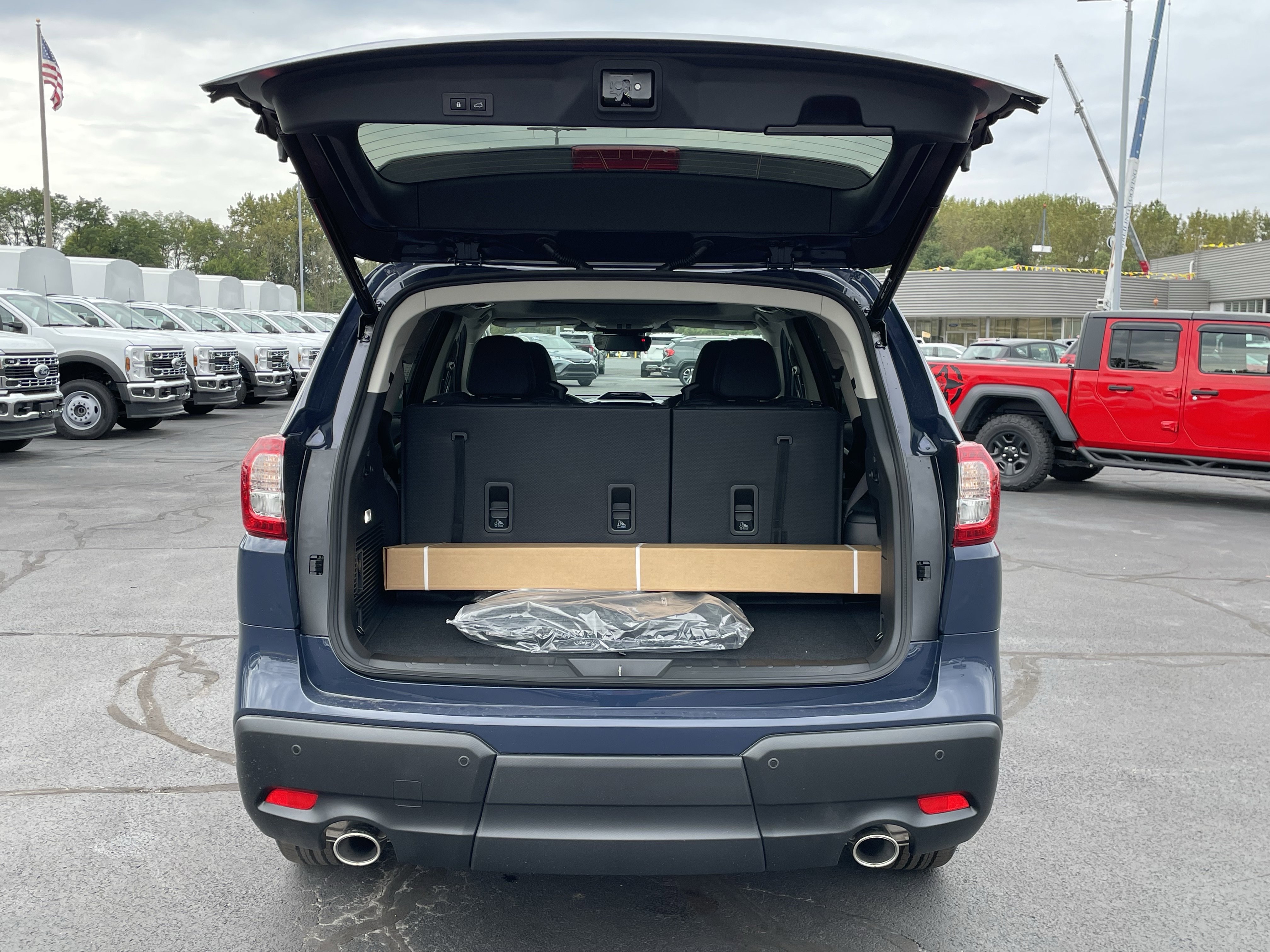 New 2025 Subaru Ascent Bronze Edition image 5