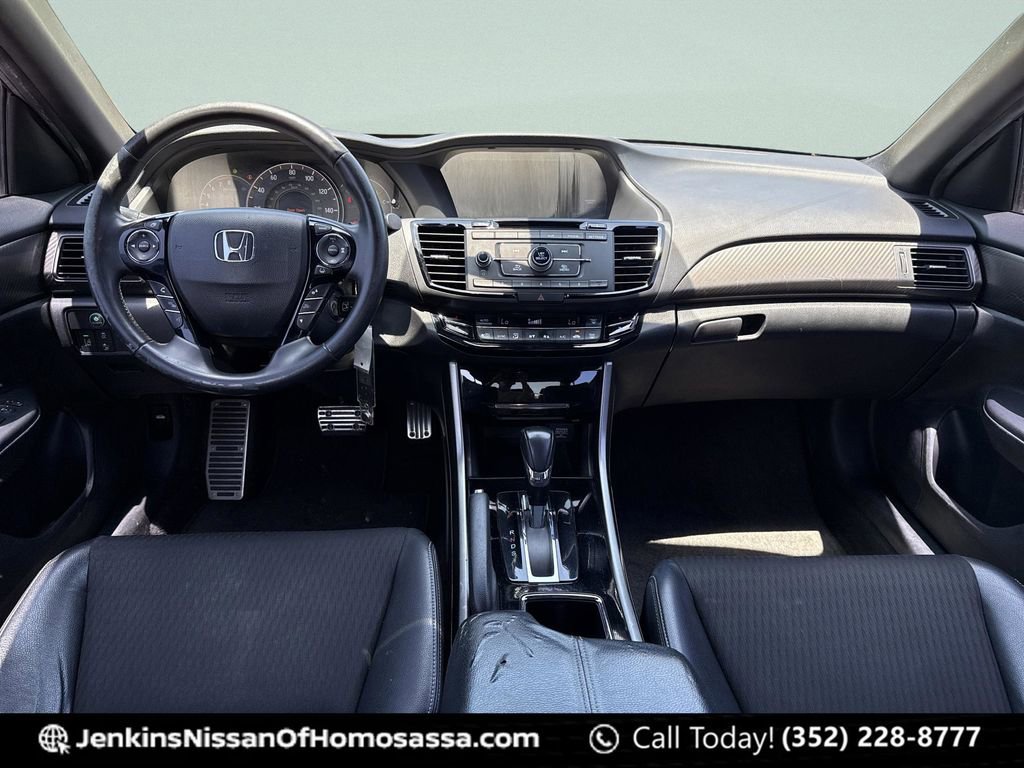Used 2016 Honda Accord Sport image 19