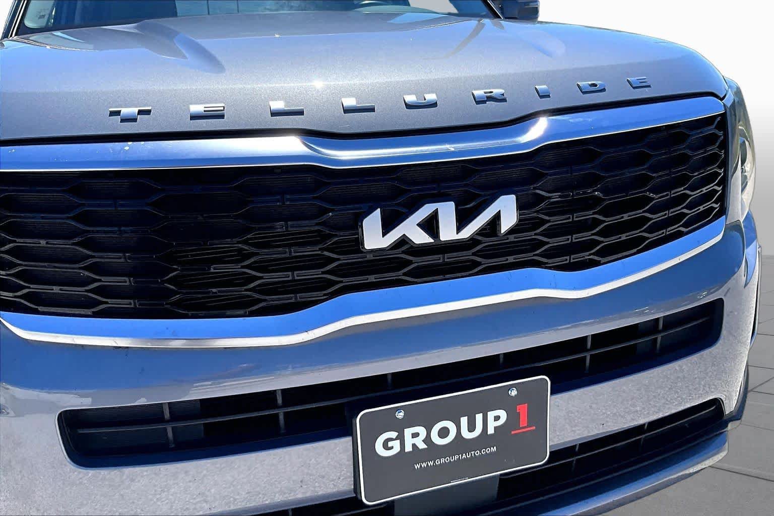 Used 2022 Kia Telluride EX w/ EX Premium Package FWD image 30
