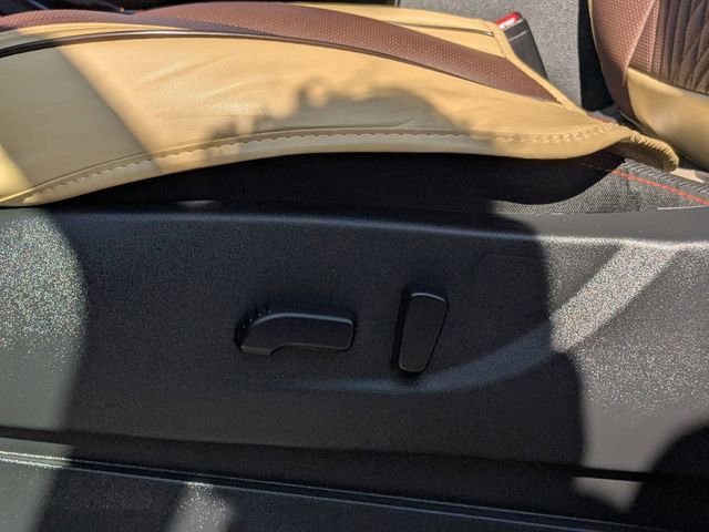 Used 2024 Nissan Frontier PRO-4X w/ Technology Package image 20