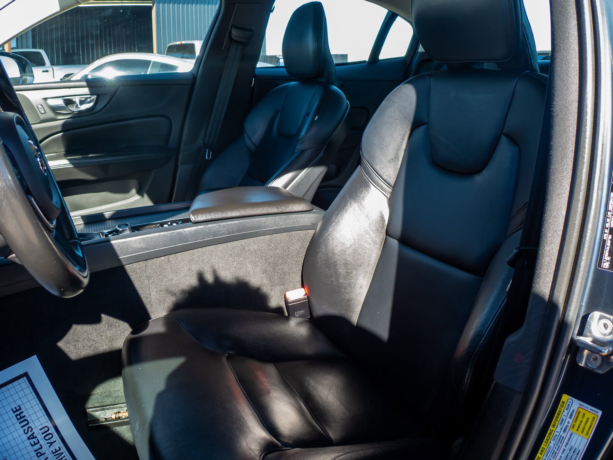 Used 2020 Volvo S60 T5 Momentum image 18