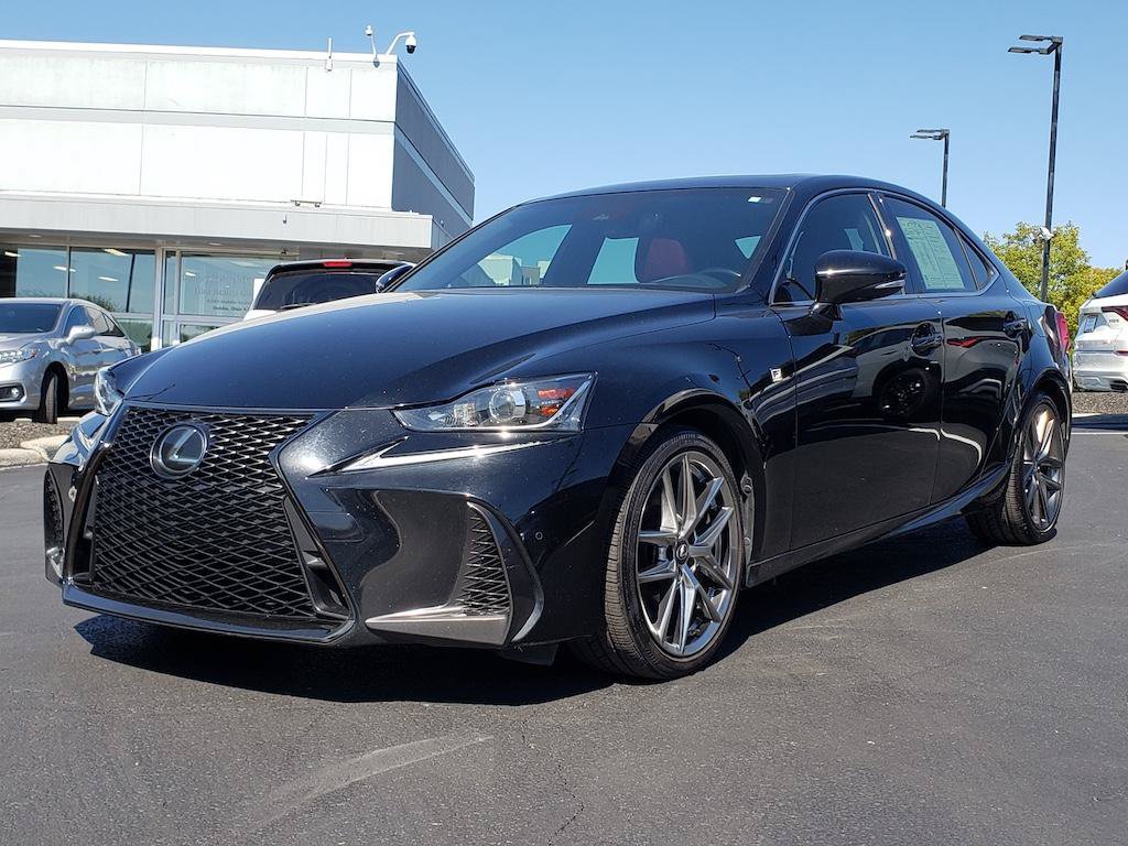 Used 2020 Lexus IS 300 F Sport w/ F Sport Package AWD/4WD image 4