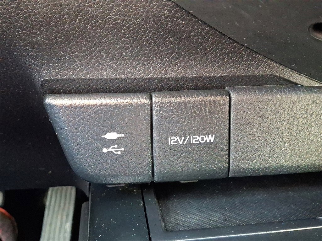 Used 2019 Toyota Camry SE image 23