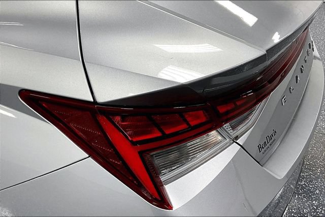 Used 2023 Hyundai Elantra Limited FWD image 22