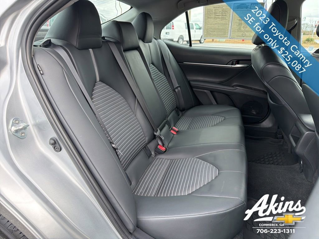 Used 2023 Toyota Camry SE image 17