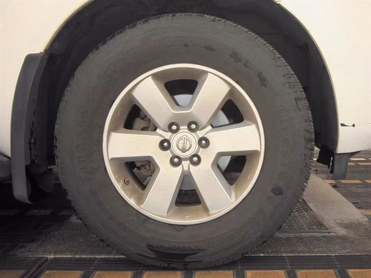 Used 2008 Nissan Pathfinder SE w/ Premium Pkg image 7