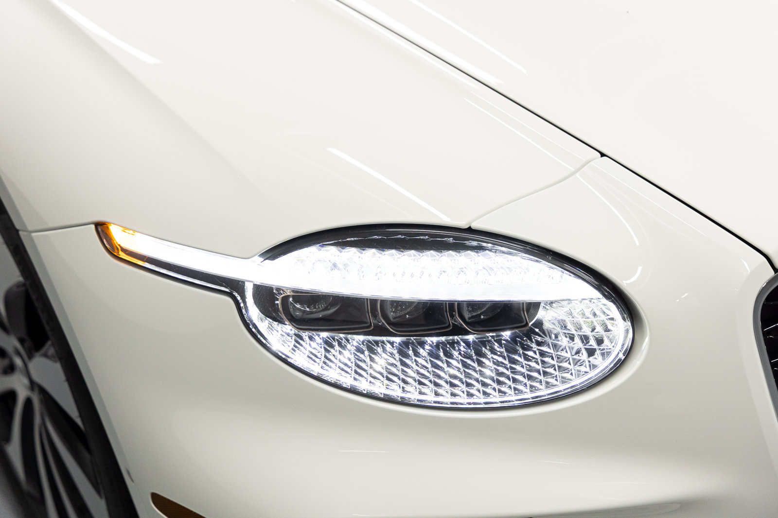 New 2026 Bentley Continental GT Azure AWD/4WD image 16