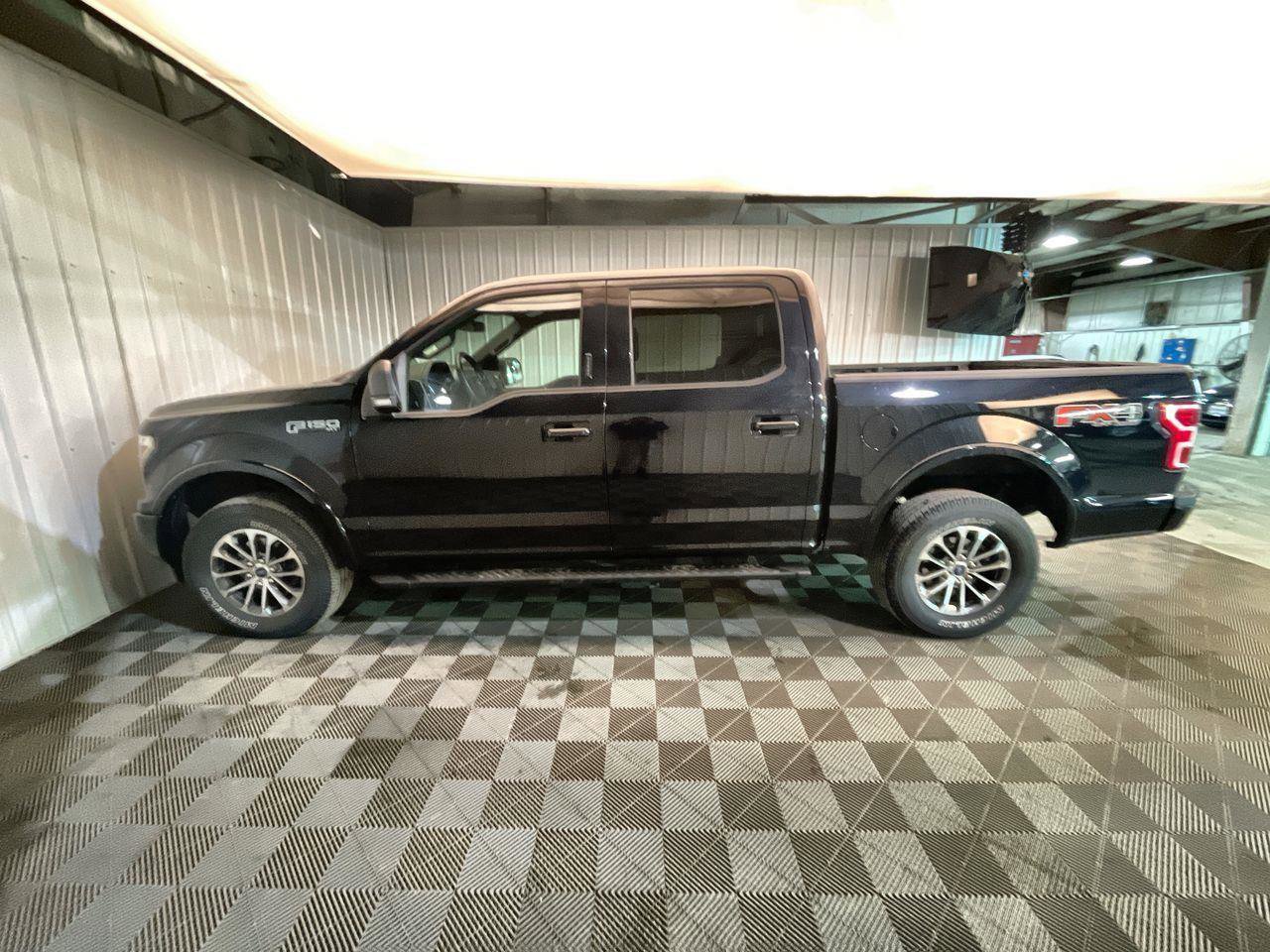 Used 2019 Ford F150 XLT w/ Equipment Group 302A Luxury image 5
