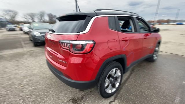 Used 2019 Jeep Compass Limited image 2