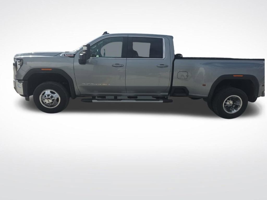 Used 2025 GMC Sierra 3500 SLE w/ Preferred Package AWD/4WD image 36
