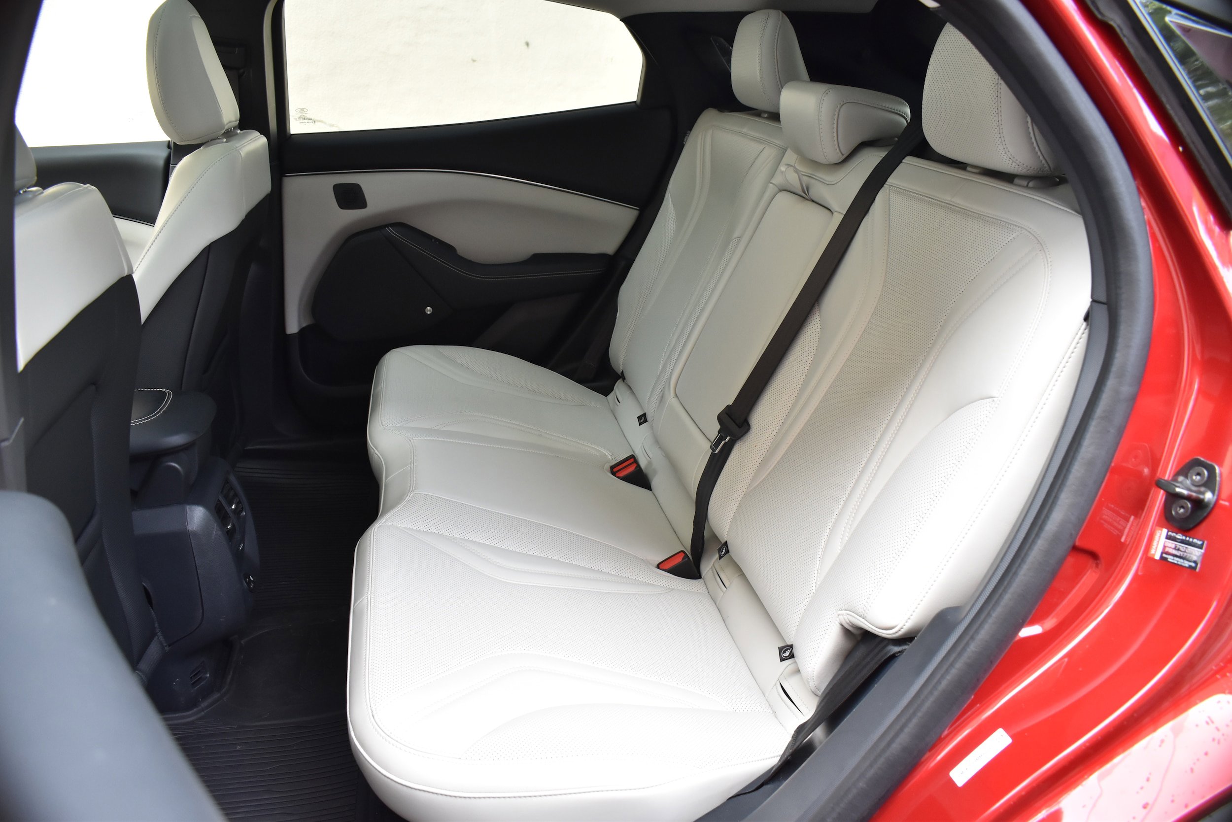 Used 2021 Ford Mustang Mach-E Premium image 22