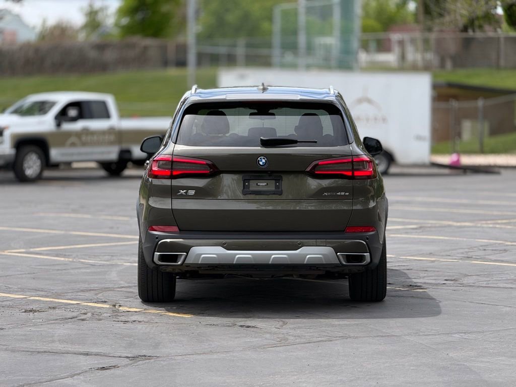 Used 2023 BMW X5 xDrive45e w/ Climate Comfort Package AWD/4WD image 6
