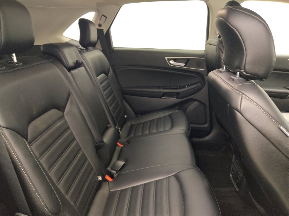 Used 2019 Ford Edge SEL w/ Equipment Group 201A AWD/4WD image 19