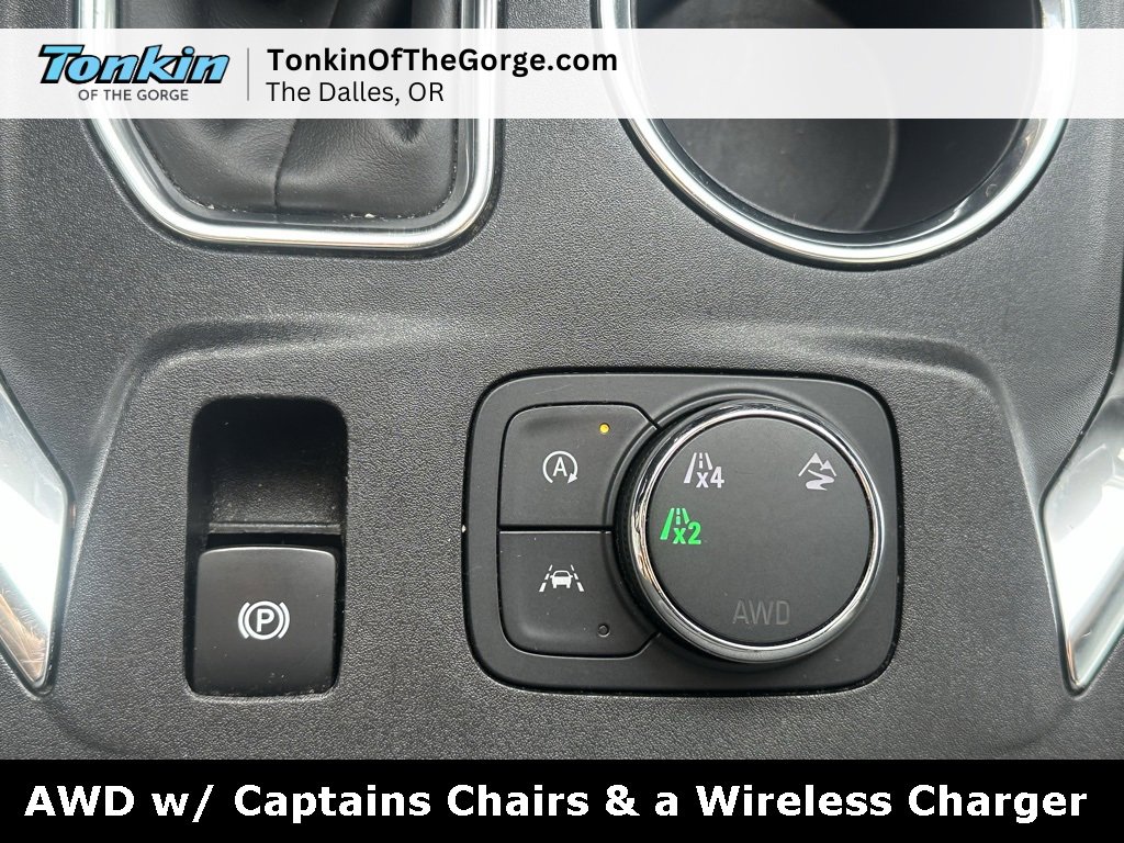 Used 2023 Chevrolet Traverse LT image 24