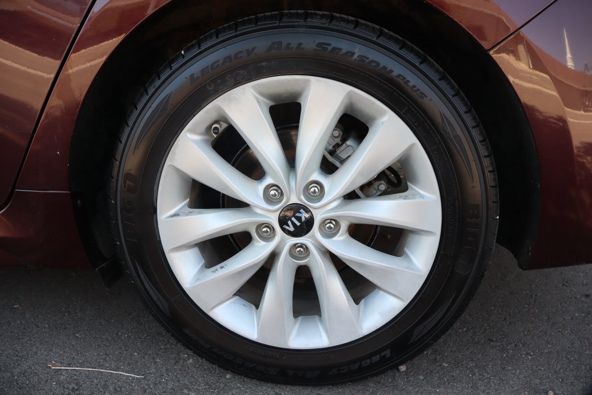 Used 2017 Kia Optima LX w/ Option Group 014 FWD image 41