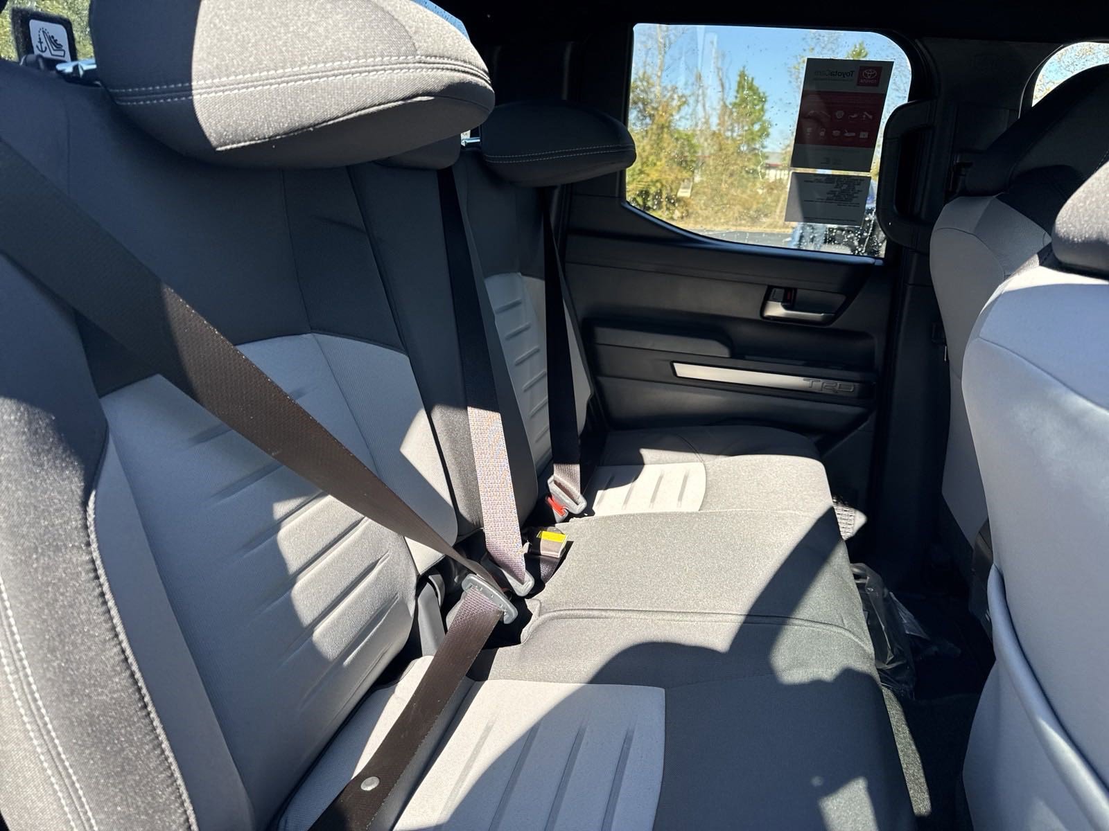 Used 2024 Toyota Tacoma TRD Off-Road image 29