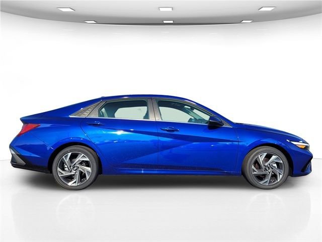 New 2026 Hyundai Elantra Limited image 10