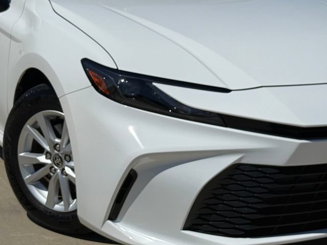 Used 2025 Toyota Camry LE w/ Convenience Package FWD image 3