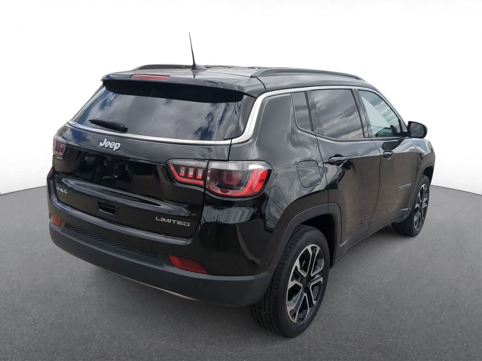 Certified 2023 Jeep Compass Limited AWD/4WD image 8