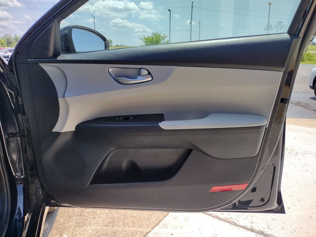 Used 2023 Kia Forte LXS FWD image 20