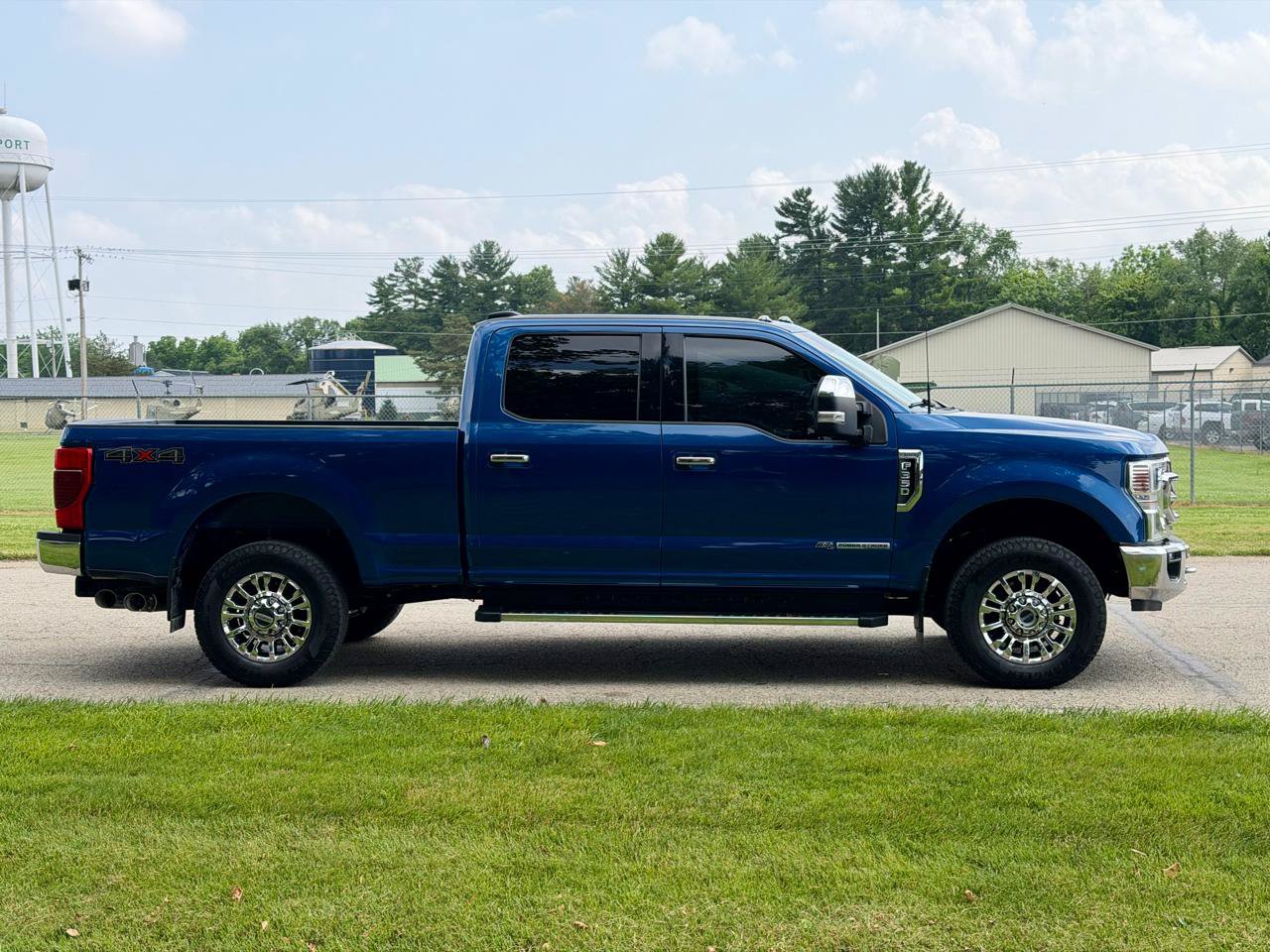 Used 2022 Ford F350 Lariat w/ Lariat Ultimate Package AWD/4WD image 8