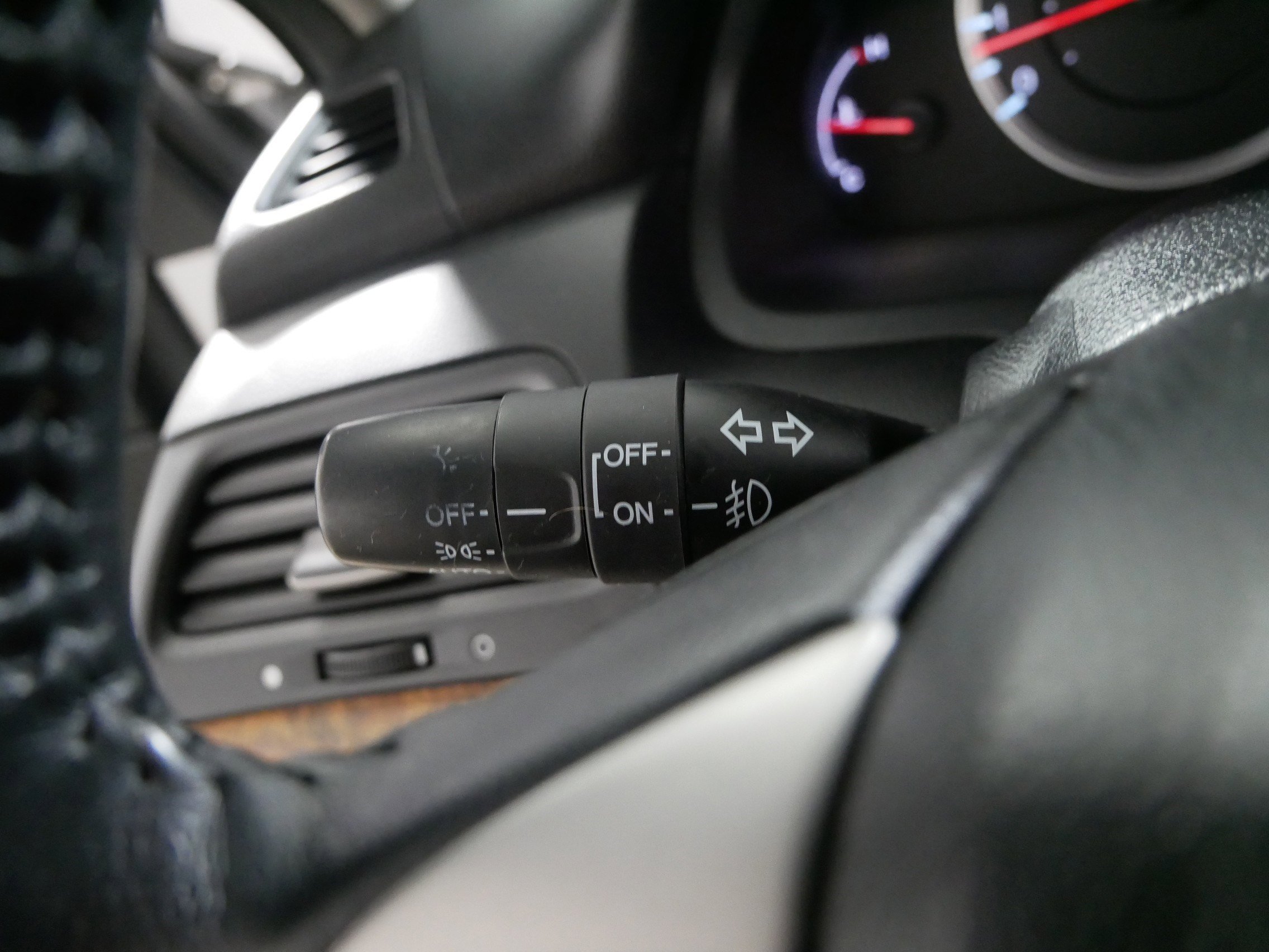 Used 2011 Honda Accord EX-L image 31