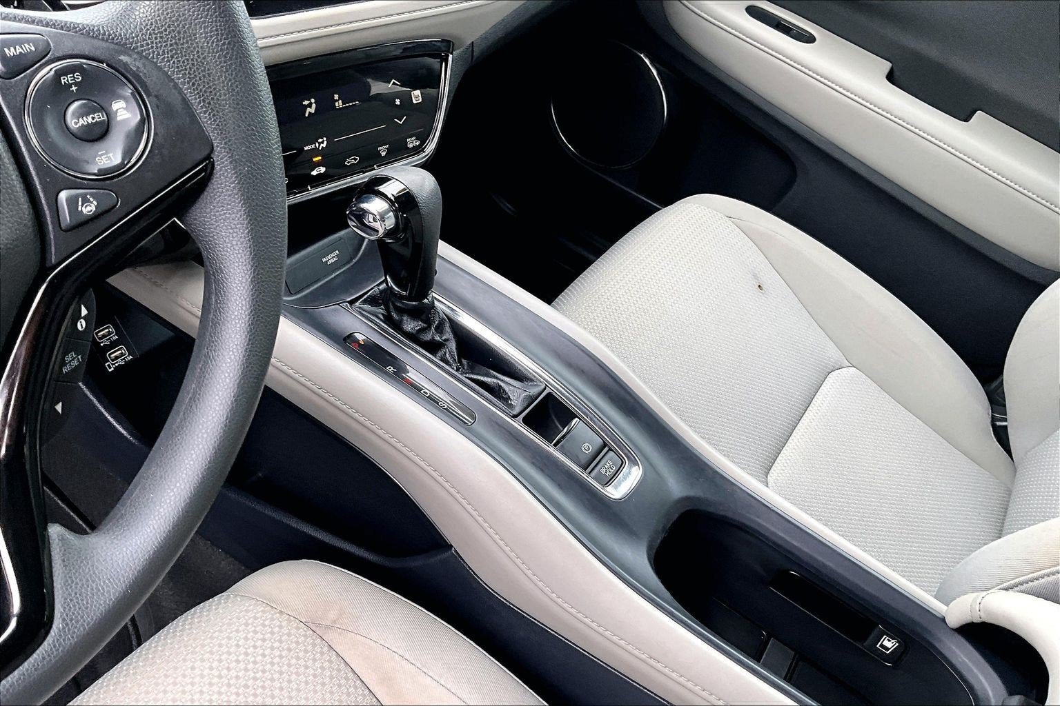 Used 2021 Honda HR-V EX image 15