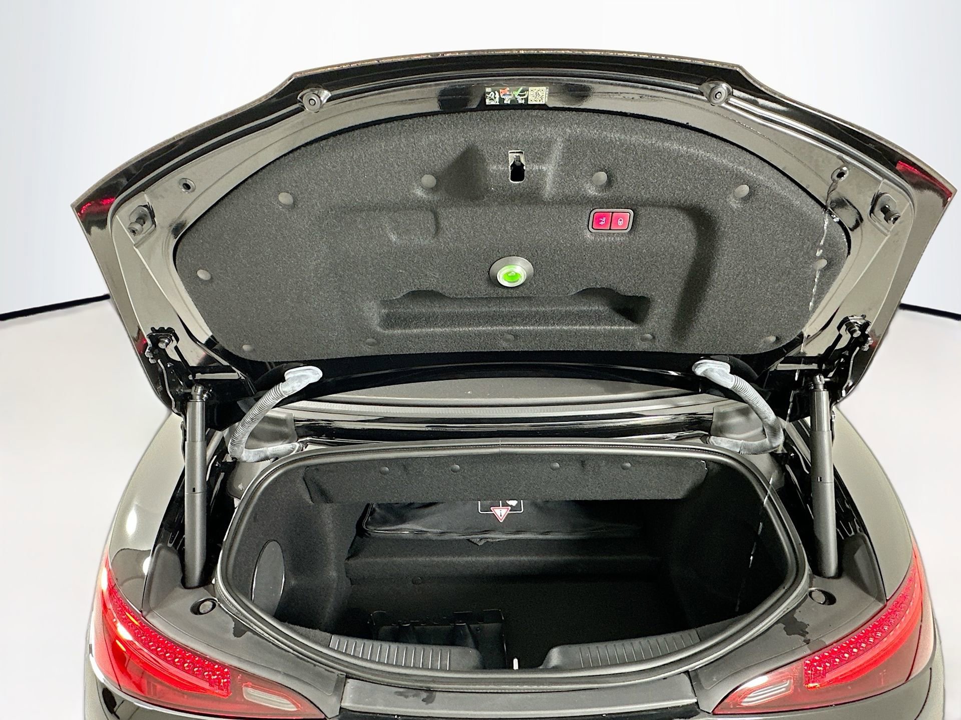 Certified 2022 Mercedes-Benz SL 55 AMG 4MATIC image 27