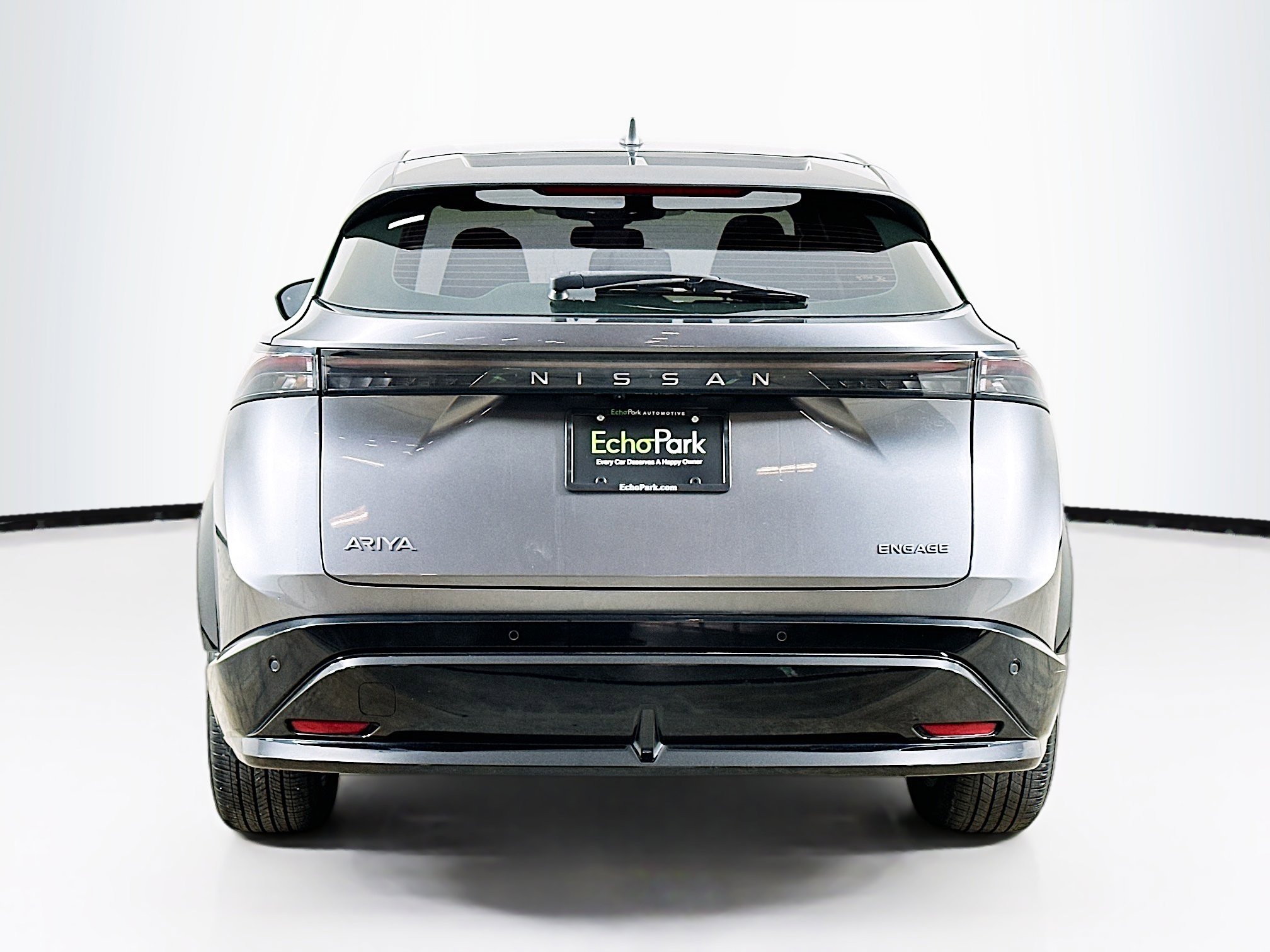 Used 2023 Nissan Ariya FWD image 7