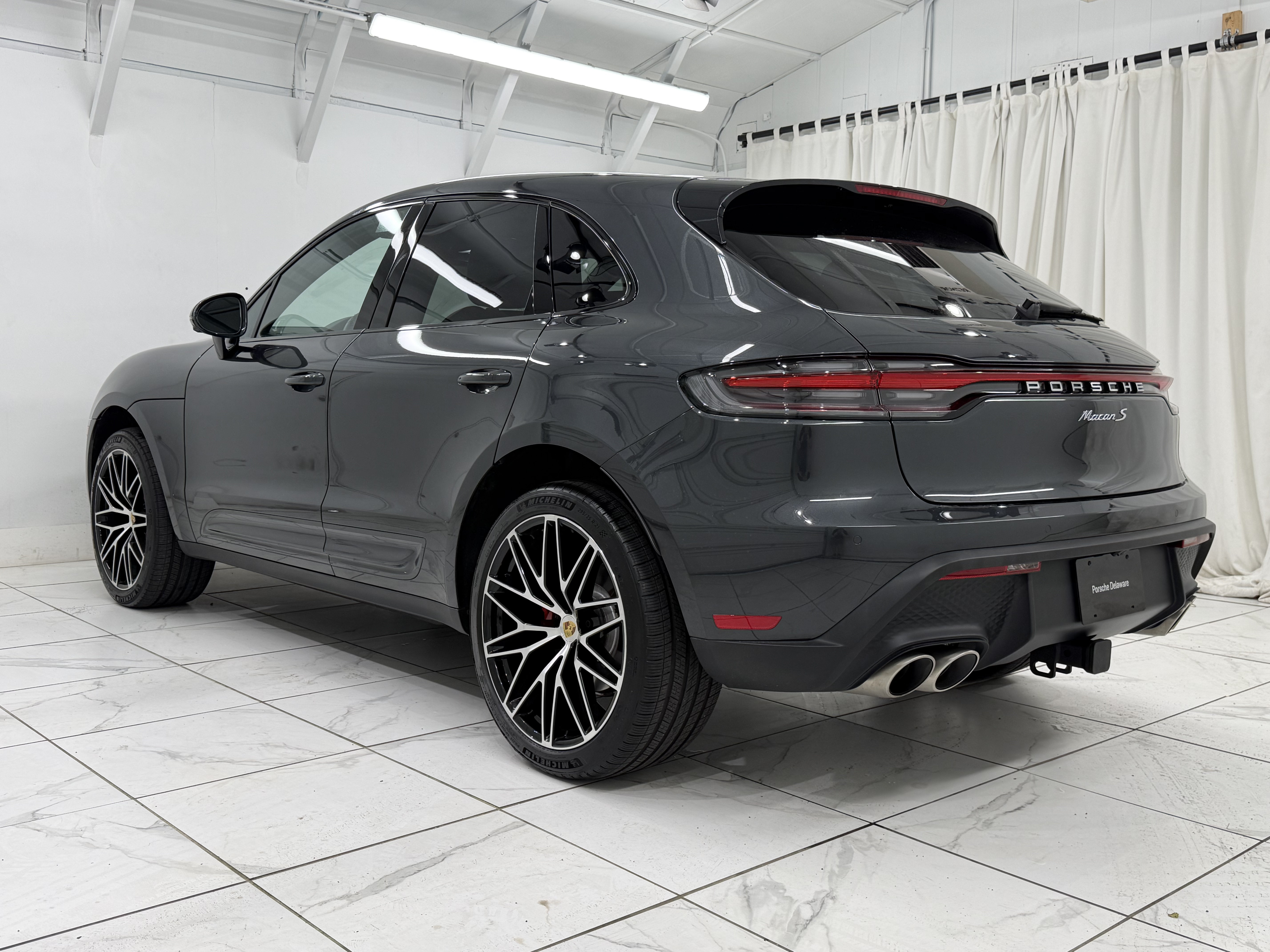 Certified 2026 Porsche Macan S AWD/4WD image 14