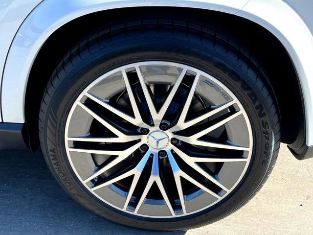New 2025 Mercedes-Benz GLE 53 AMG 4MATIC image 24