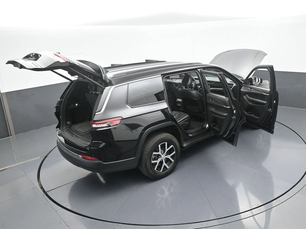 Used 2024 Jeep Grand Cherokee L Limited image 64