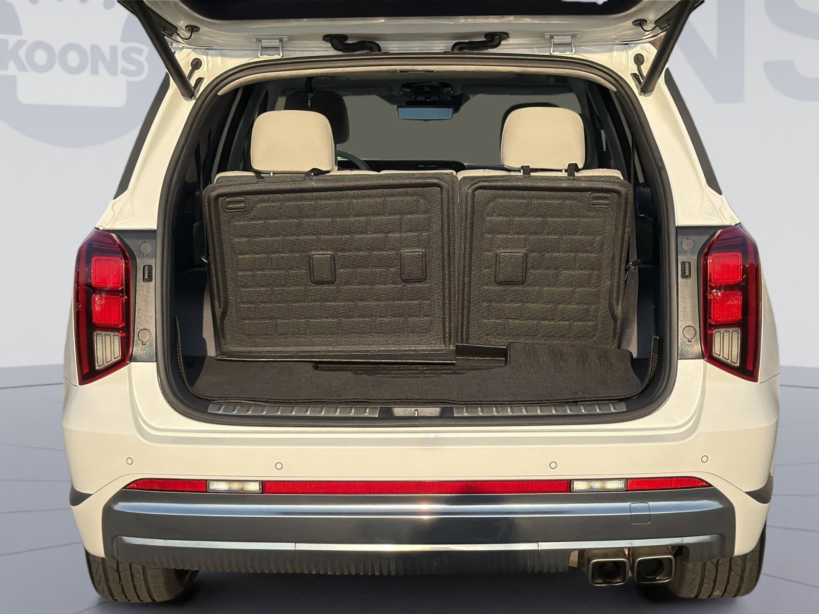 Used 2023 Hyundai Palisade Calligraphy image 27