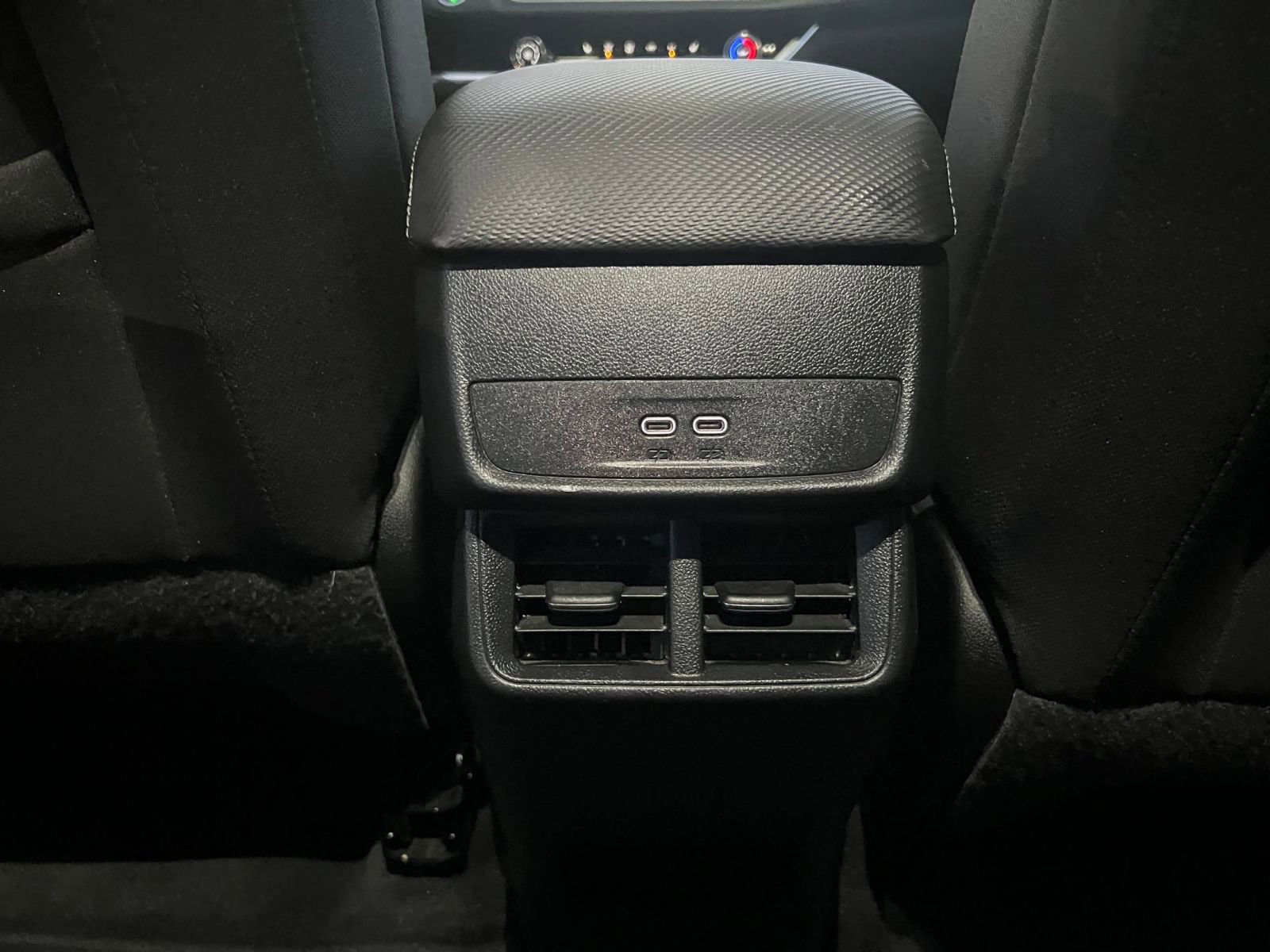 Used 2025 Chevrolet Equinox LT image 24