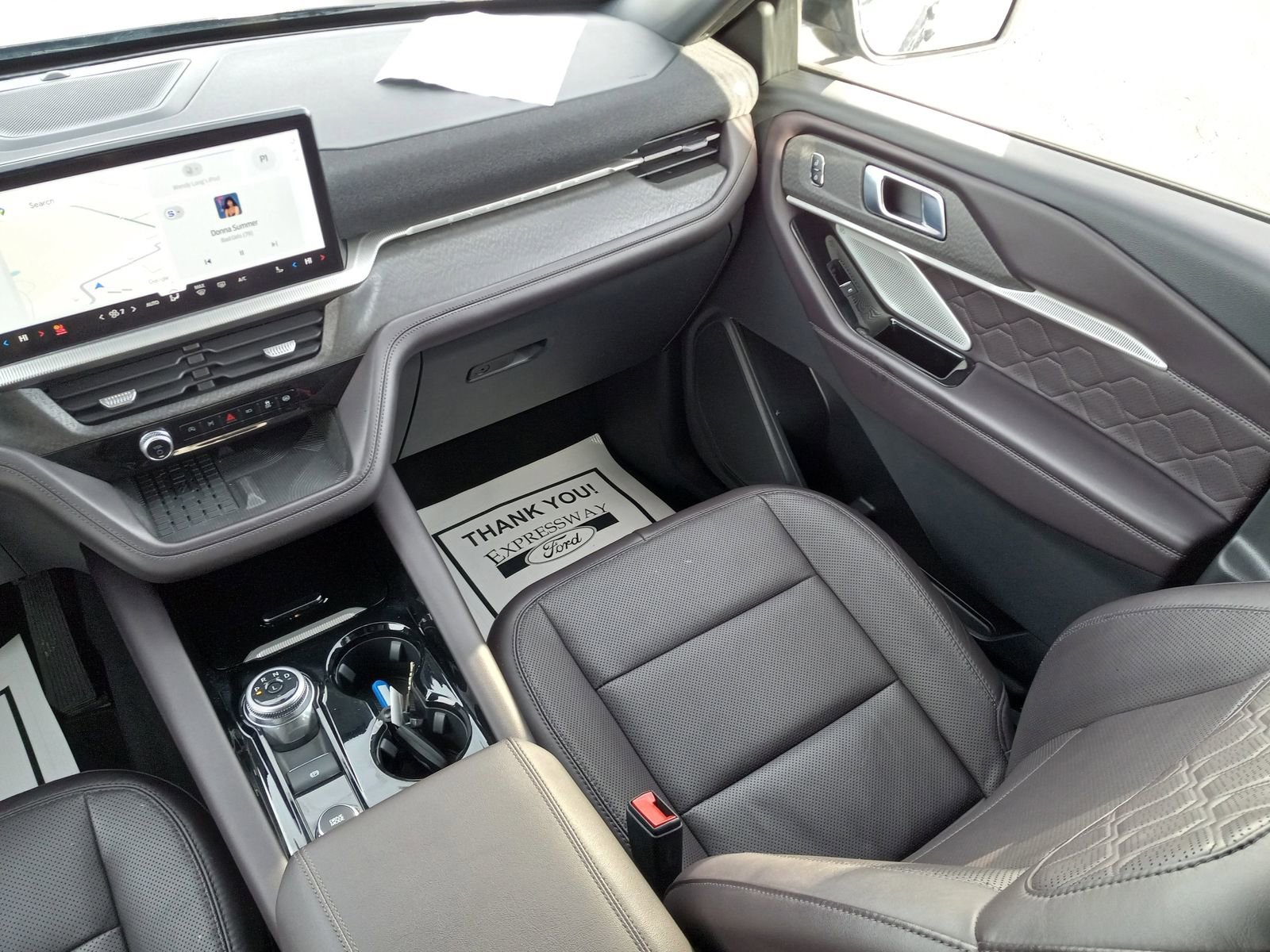 Used 2025 Ford Explorer Platinum w/ LUX Leather Package image 19