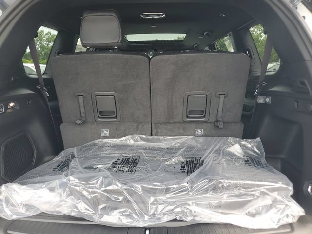 New 2026 Jeep Grand Cherokee L Limited w/ Limited Altitude Package AWD/4WD image 8