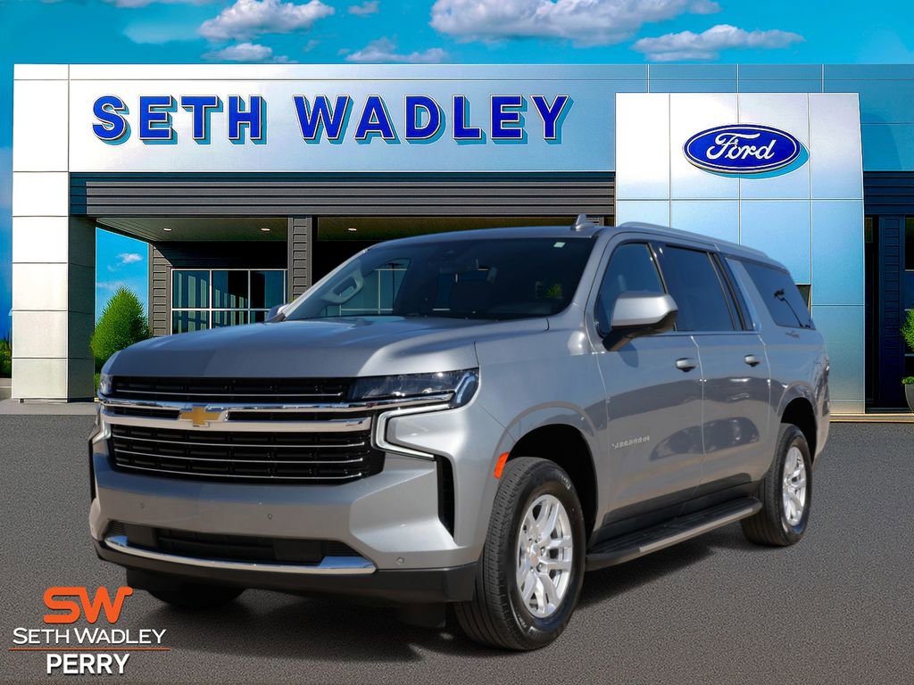 Used 2024 Chevrolet Suburban LT AWD/4WD image 6