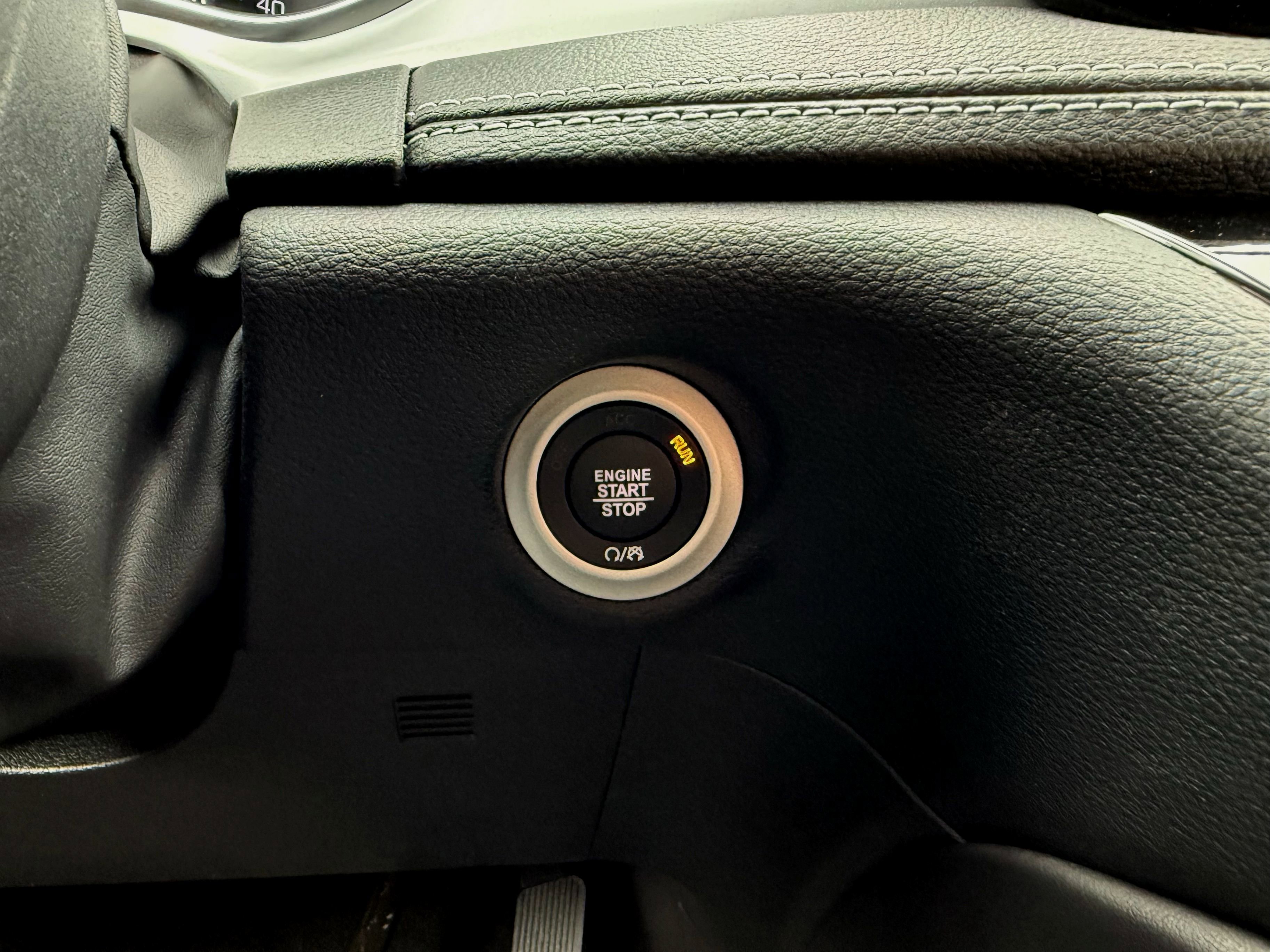 New 2026 Chrysler Pacifica Limited image 26