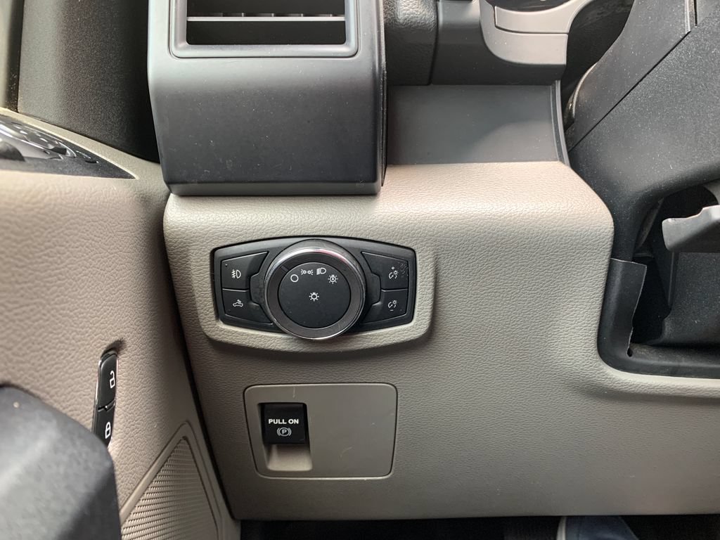 Used 2019 Ford F150 XL w/ Equipment Group 101A Mid RWD image 21