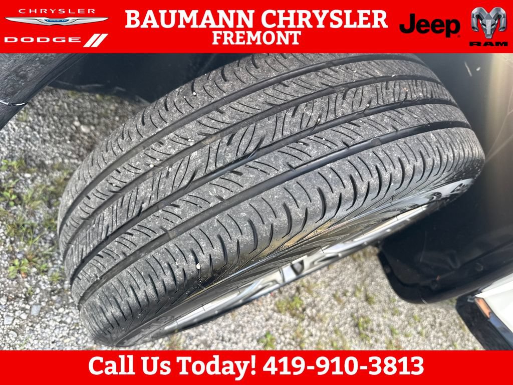 Used 2023 Jeep Compass Limited w/ Elite Group AWD/4WD image 26